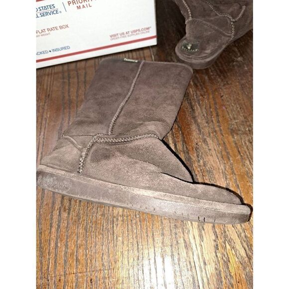Size 7 Bearpaw 612W-Emma Tall Suede Sheepskin Lined Wool Boots - Picture 7 of 12